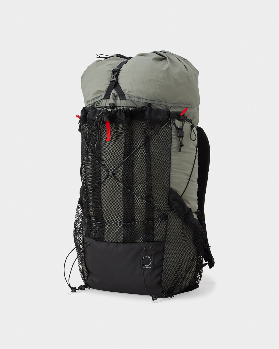 スレートカーキ