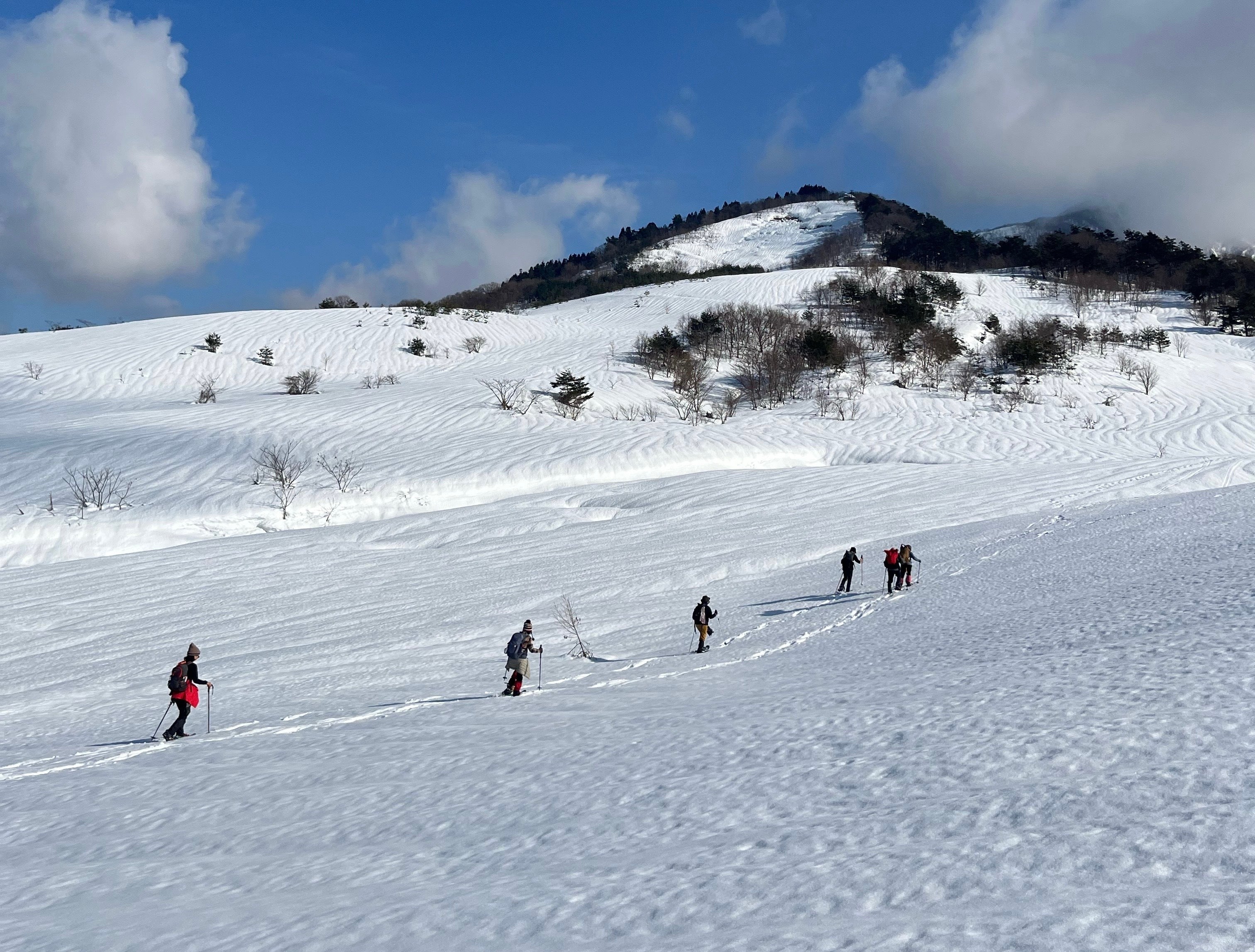 【初心者ガイド】雪山を始めるために必要なもの～足元編～