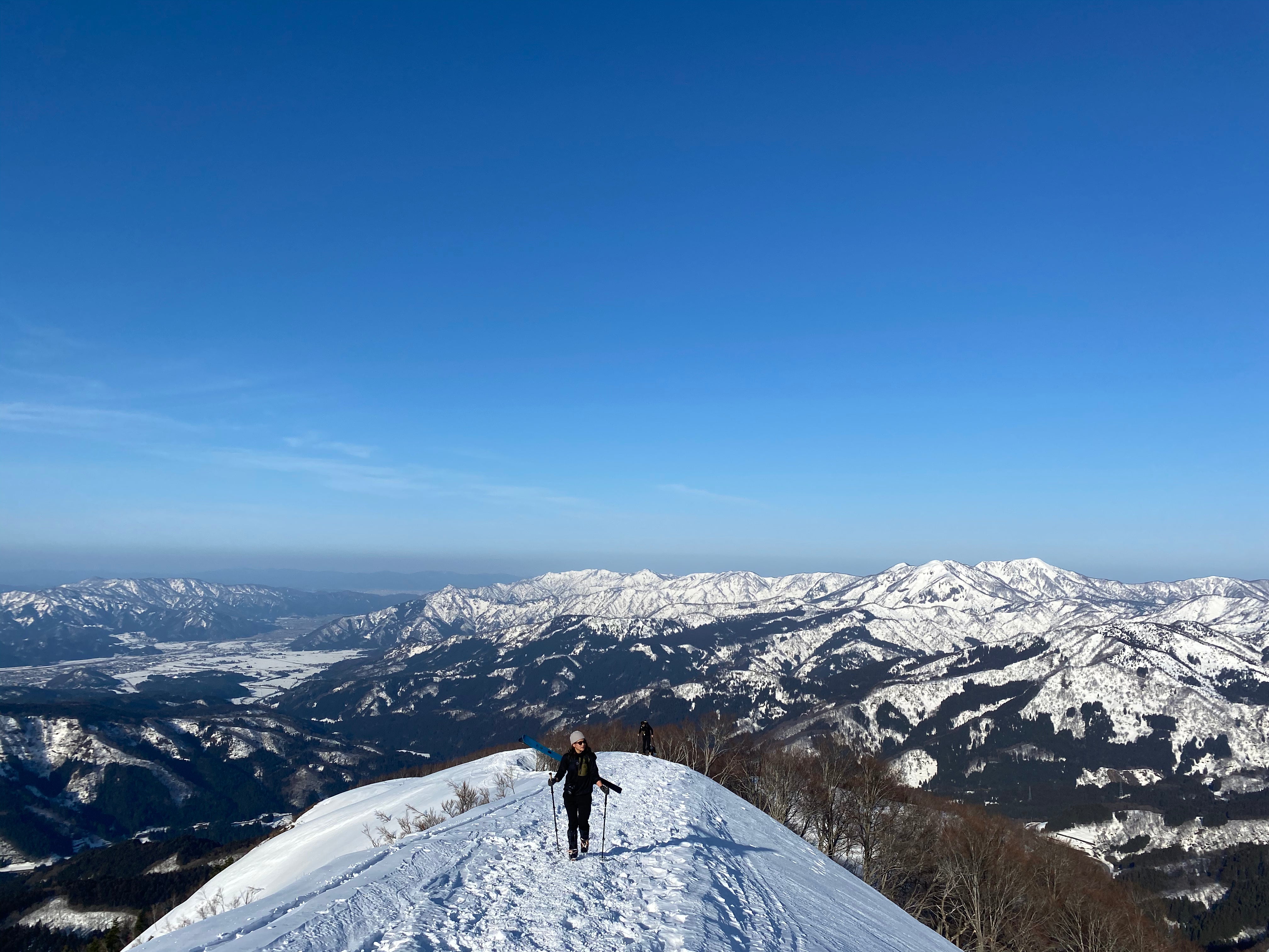 福井県取立山の雪山風景 - スノーシュー登山